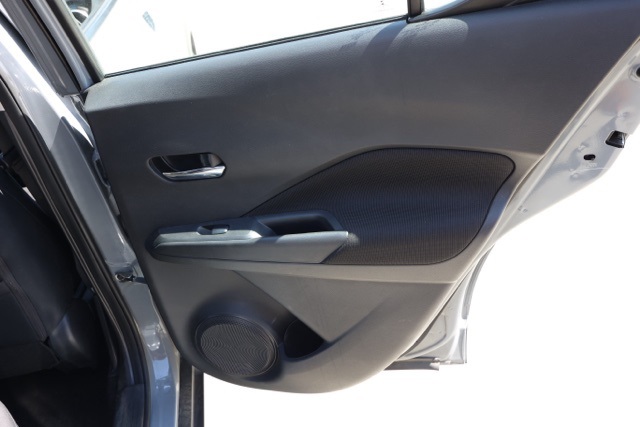 2022 Nissan Kicks SV photo 16