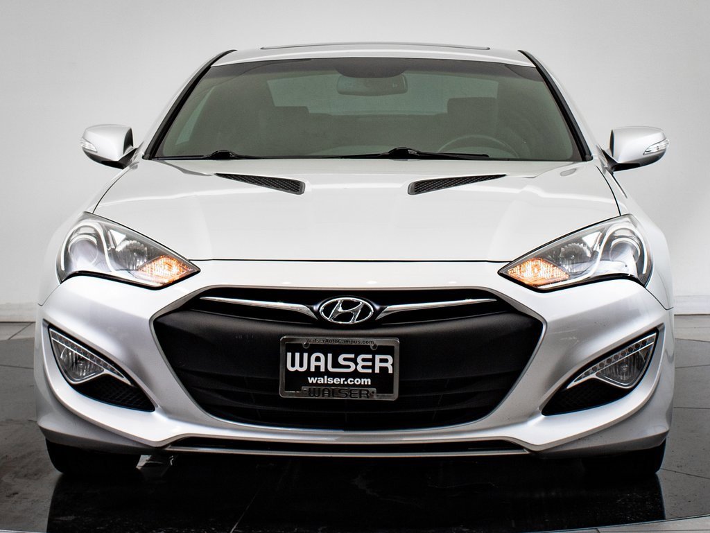 2013 Hyundai Genesis Coupe 3.8 Track photo 2