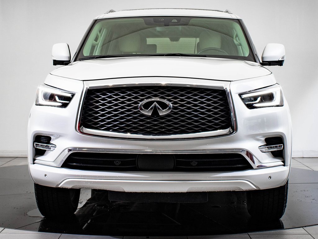 2021 Infiniti QX80 Luxe photo 2