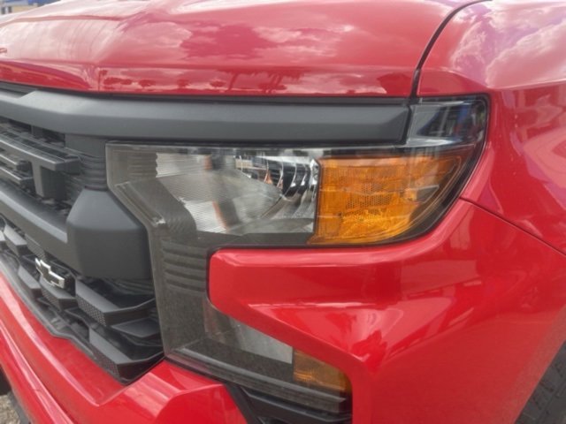 2026 Chevrolet Silverado 1500 Custom photo 3