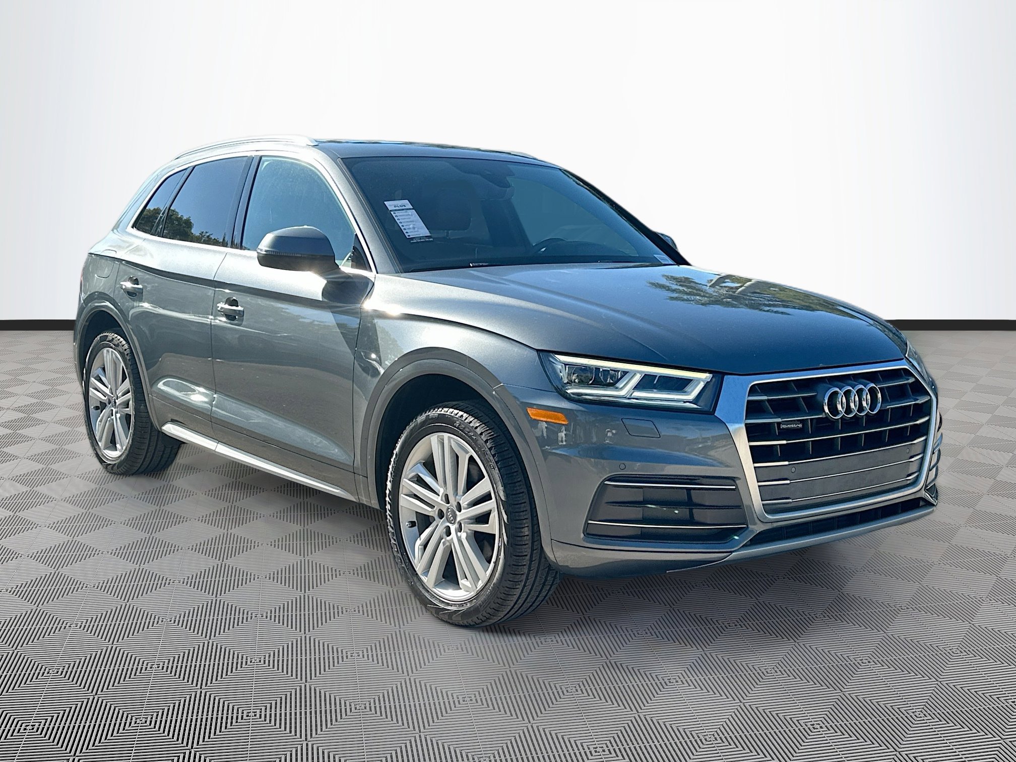 2019 Audi Q5 Premium Plus's photo