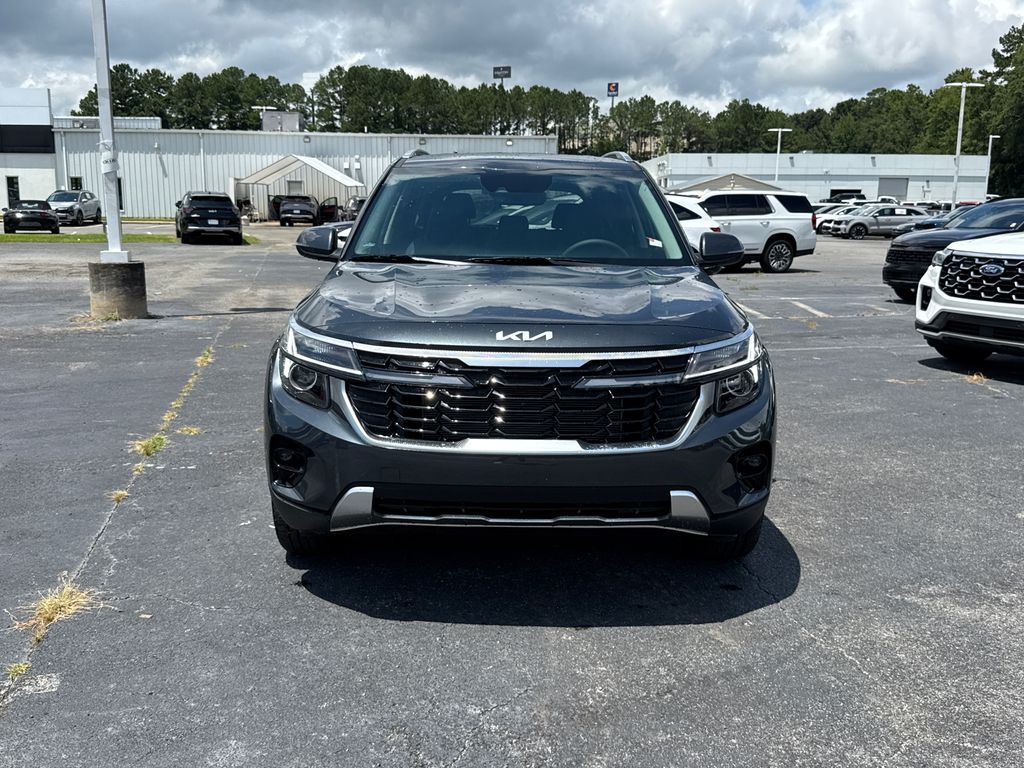 2025 Kia Seltos S photo 5