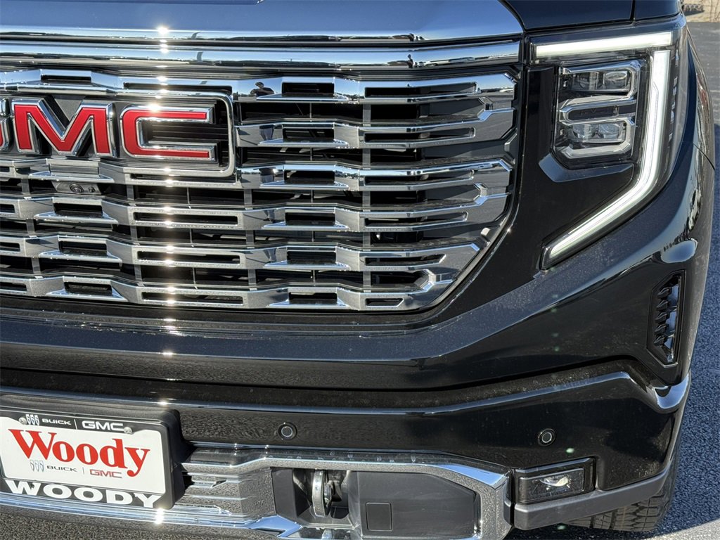 2026 GMC SIERRA - Image 9