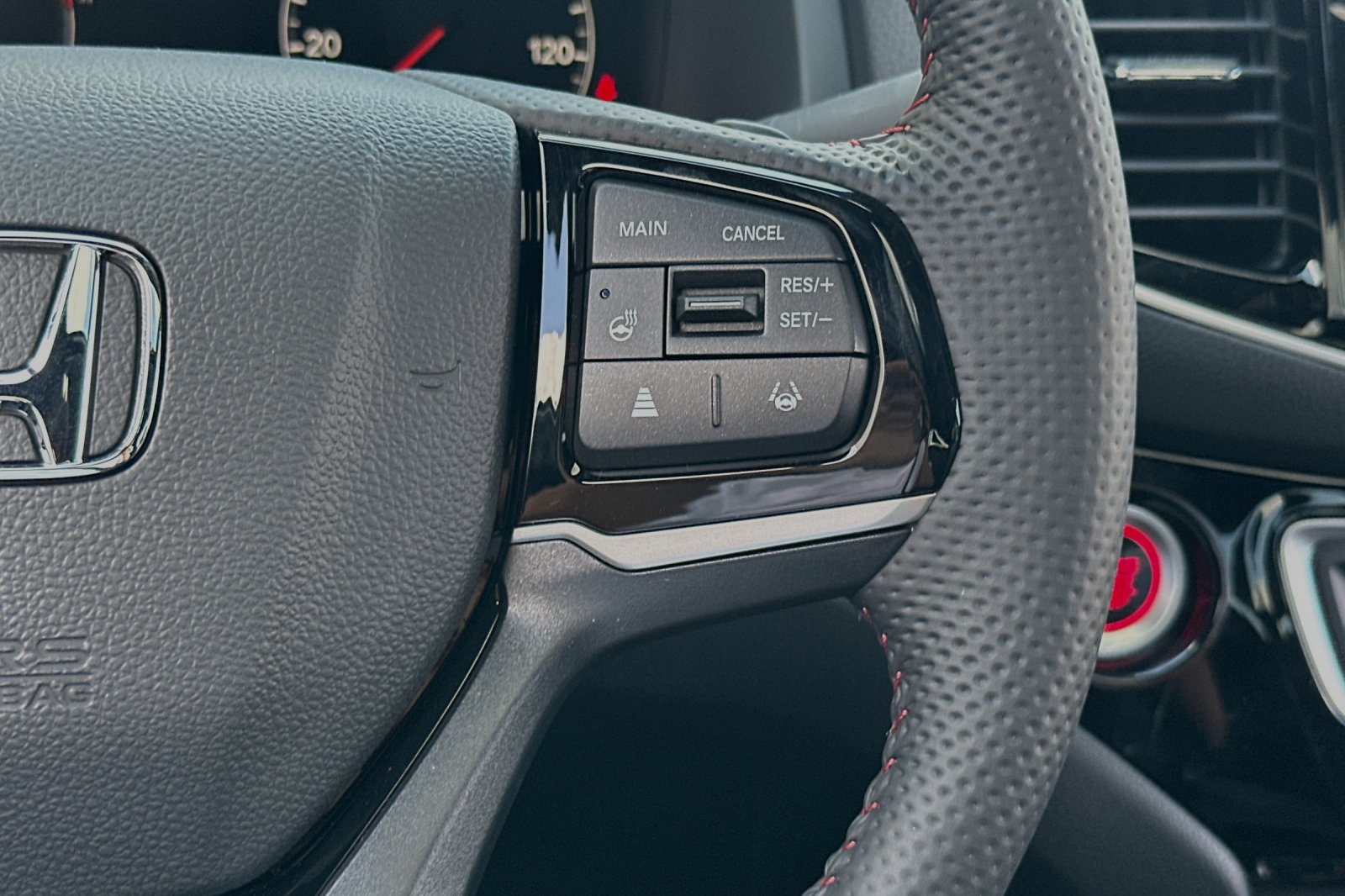 2025 Honda Ridgeline Black Edition photo 25