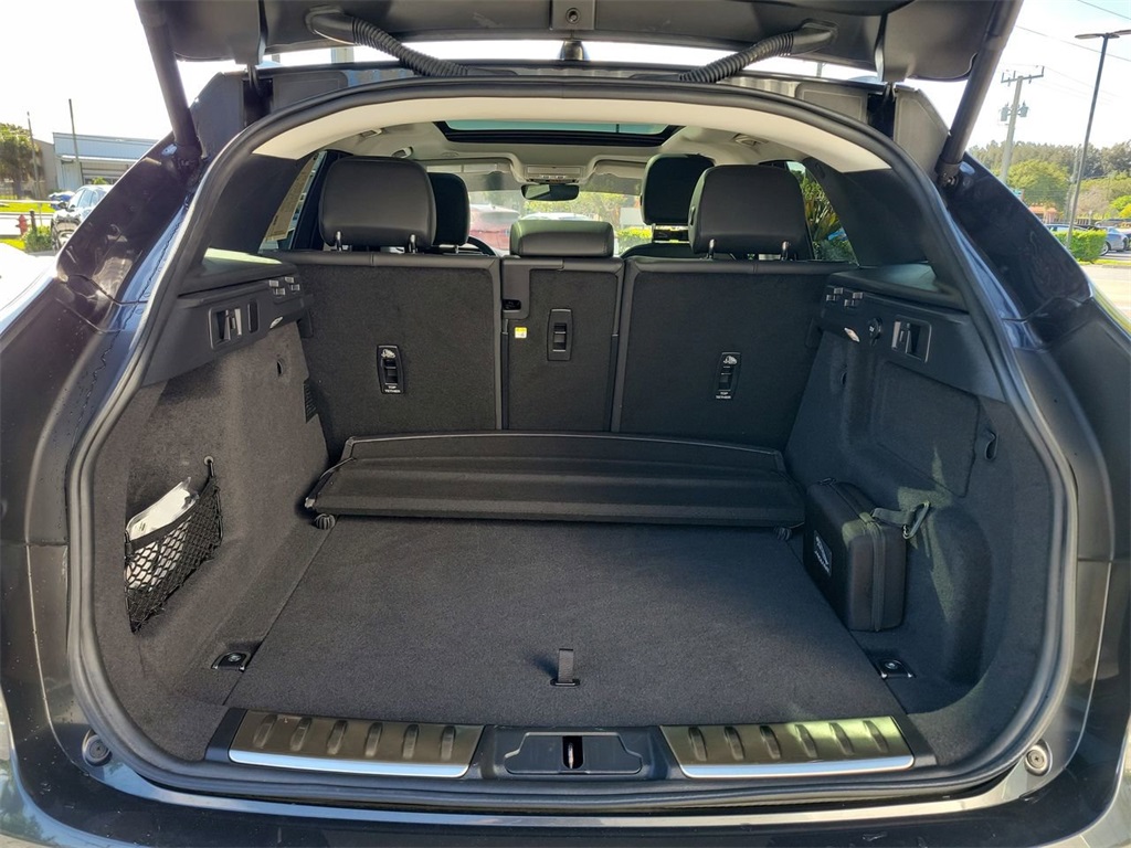 2021 Jaguar F-PACE P250 S photo 8
