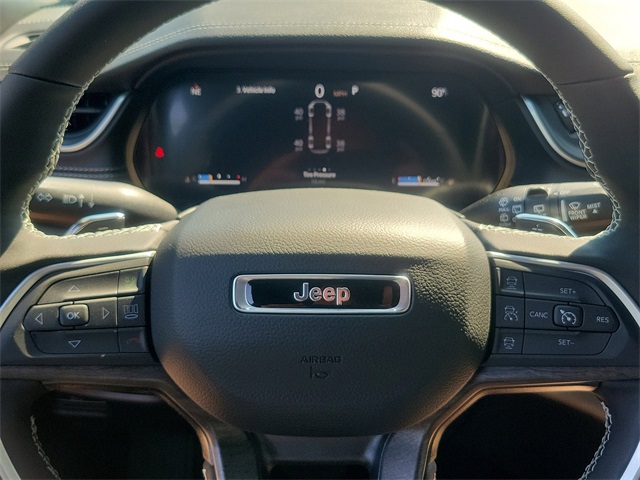 2024 Jeep Grand Cherokee Limited photo 11