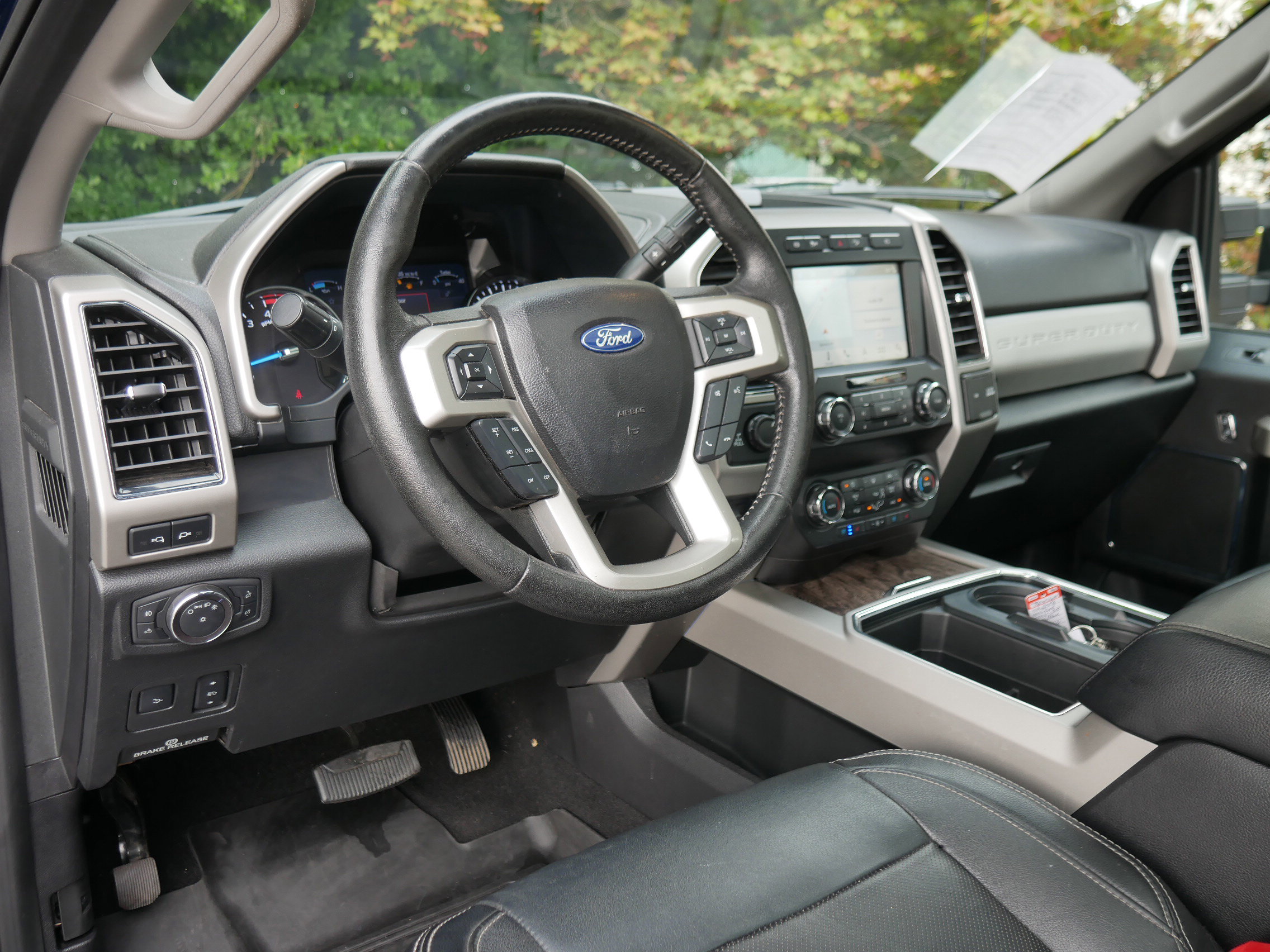2019 Ford F-350 Lariat photo 3