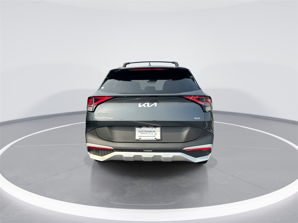 2024 Kia Sportage EX photo 7