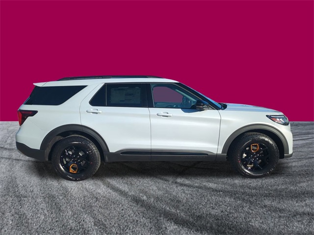 2026 Ford Explorer photo 3