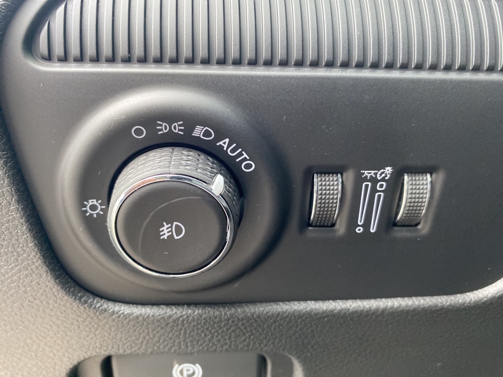 2025 Jeep Wagoneer L Base photo 17