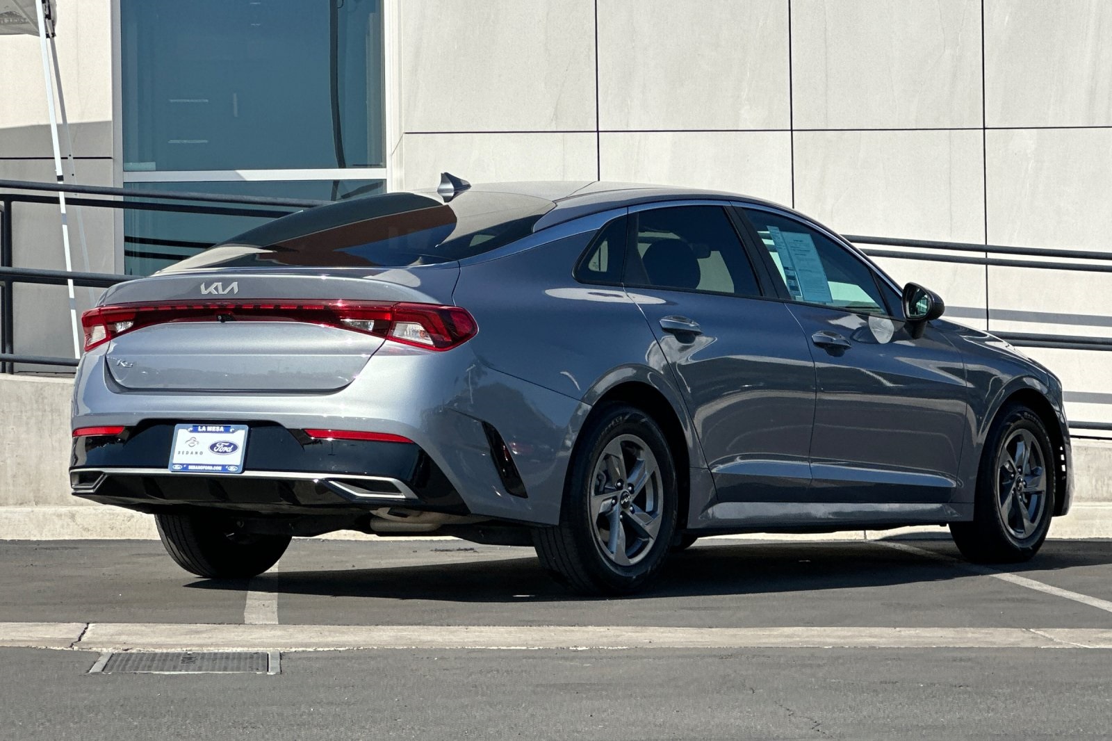 2022 Kia K5 LXS photo 3