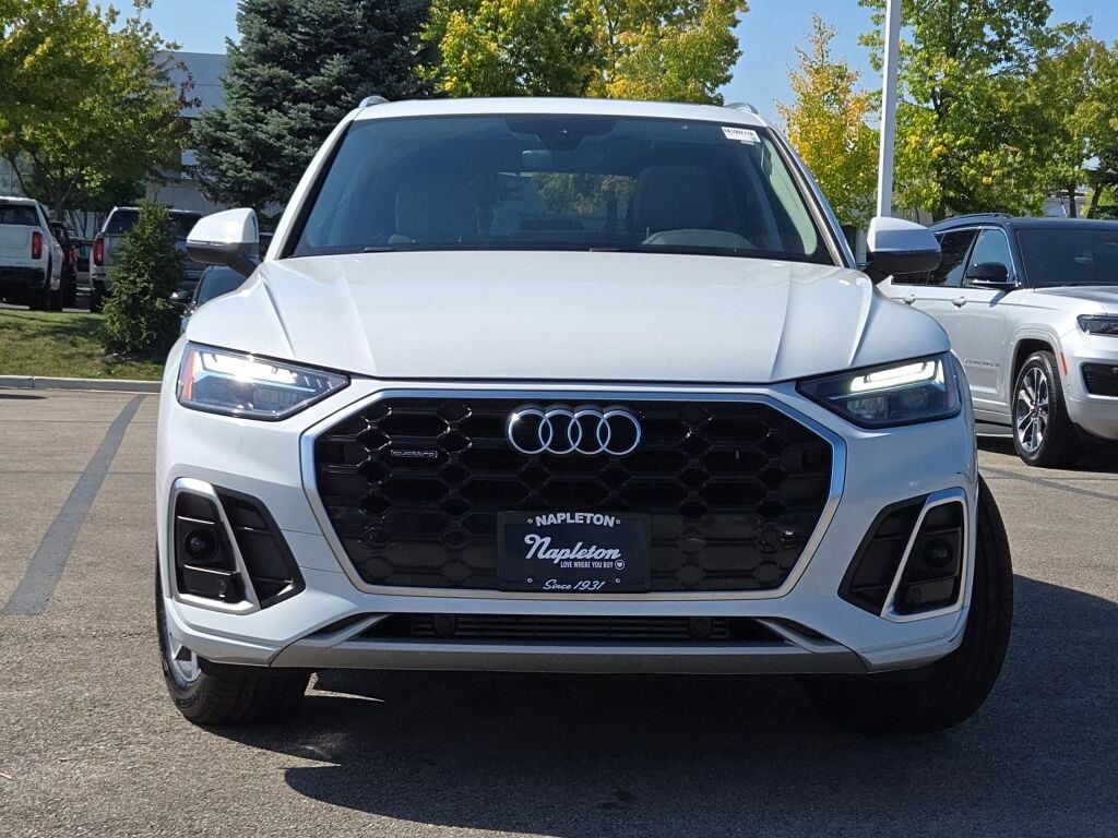 2022 Audi Q5 45 S line Premium photo 3