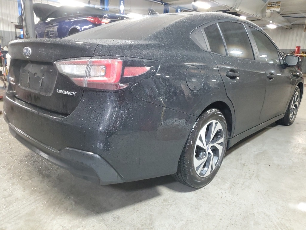 2025 Subaru Legacy Premium photo 3