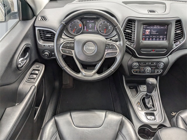 2019 Jeep Cherokee Latitude photo 16