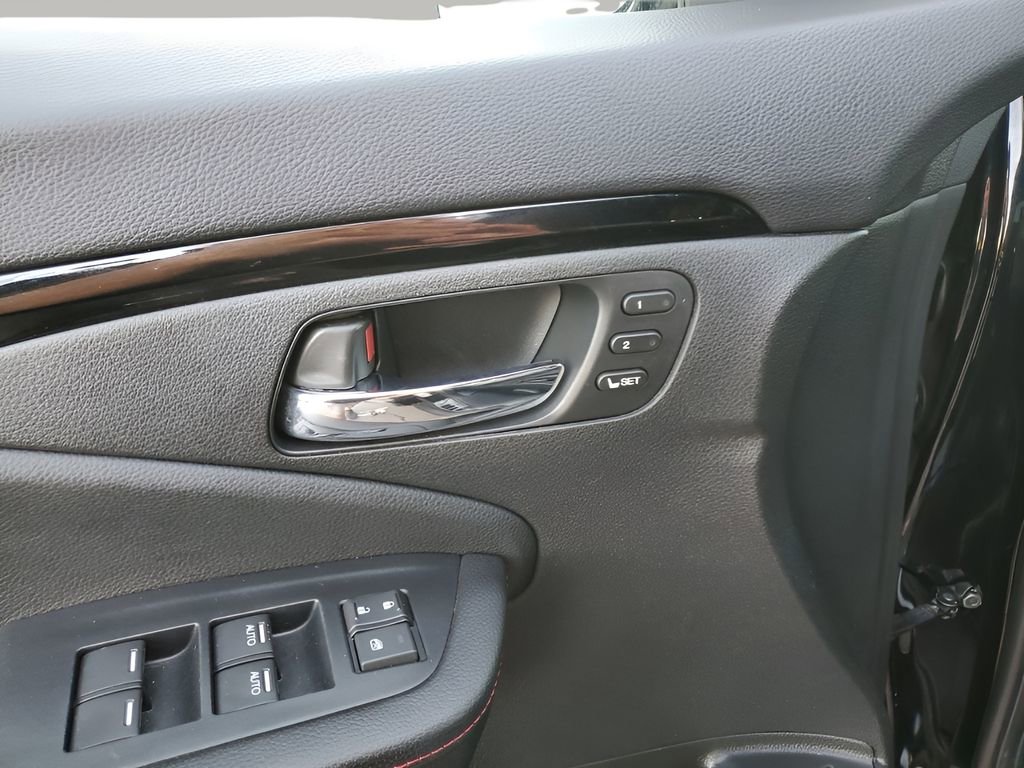 2021 Honda Ridgeline Black Edition photo 26