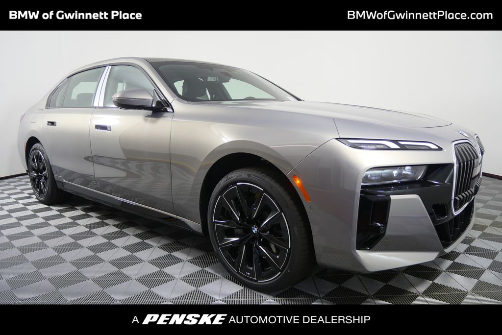 2026 BMW 7 Series 740i's photo