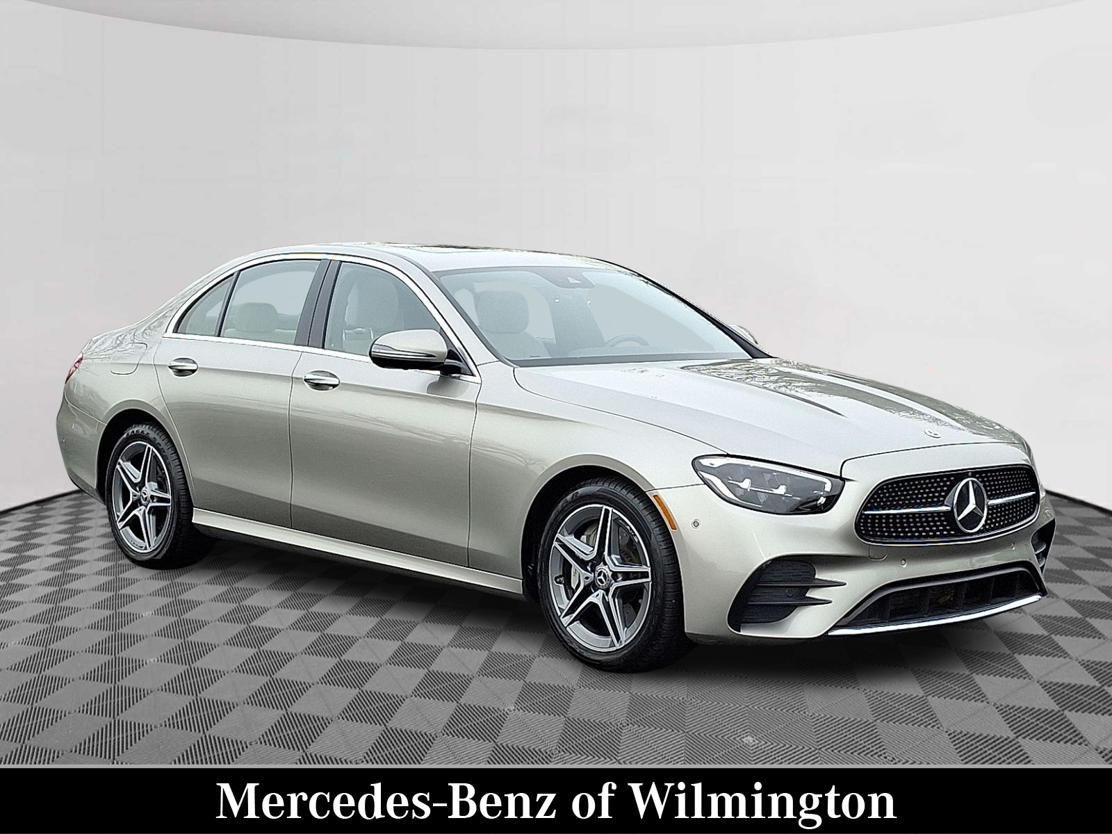 2023 Mercedes-Benz E-Class E350's photo