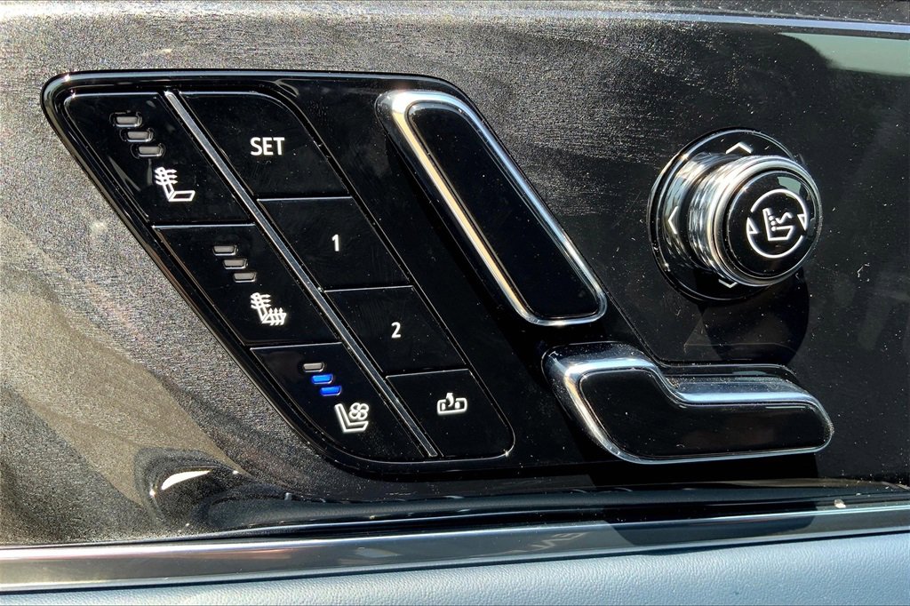 2026 Cadillac Escalade IQ Premium Sport photo 18