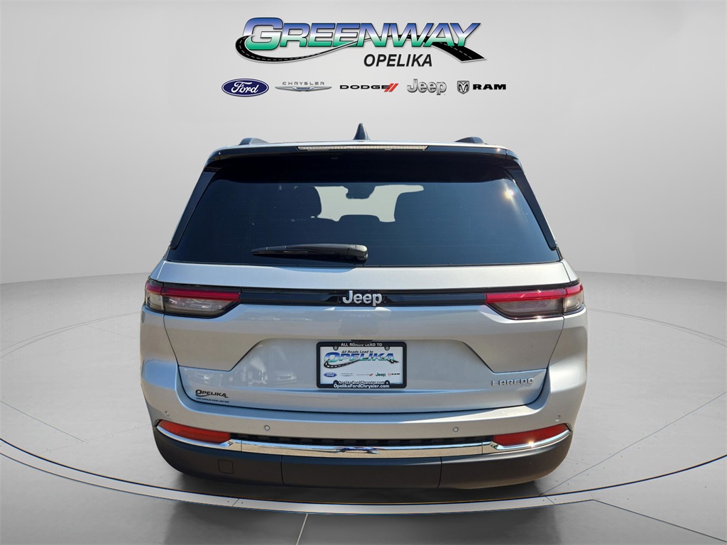 2025 Jeep Grand Cherokee Laredo X photo 5