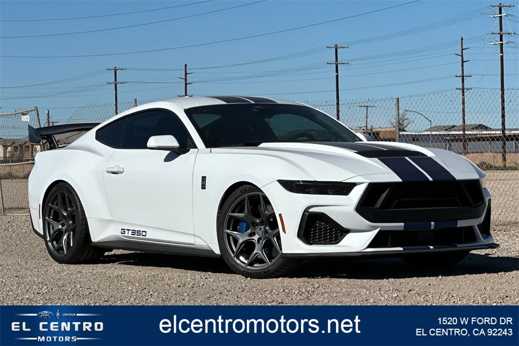 2025 Ford Mustang GT Premium's photo