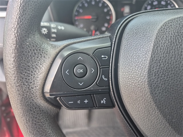 2019 Toyota RAV4 LE photo 19