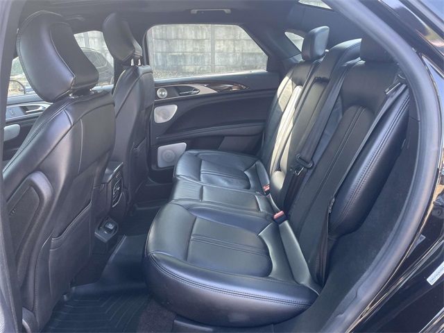 2020 Lincoln MKZ Reserve photo 14