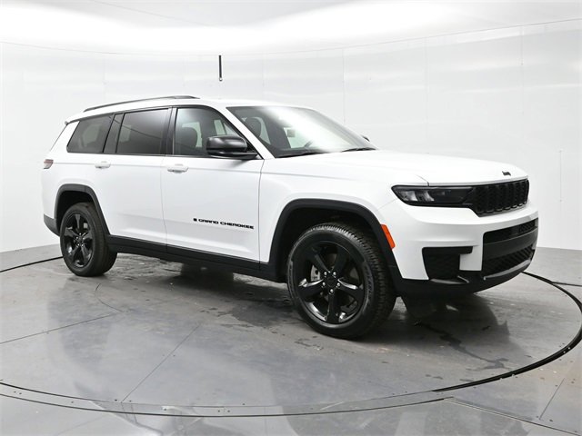 2023 Jeep Grand Cherokee L Altitude's photo