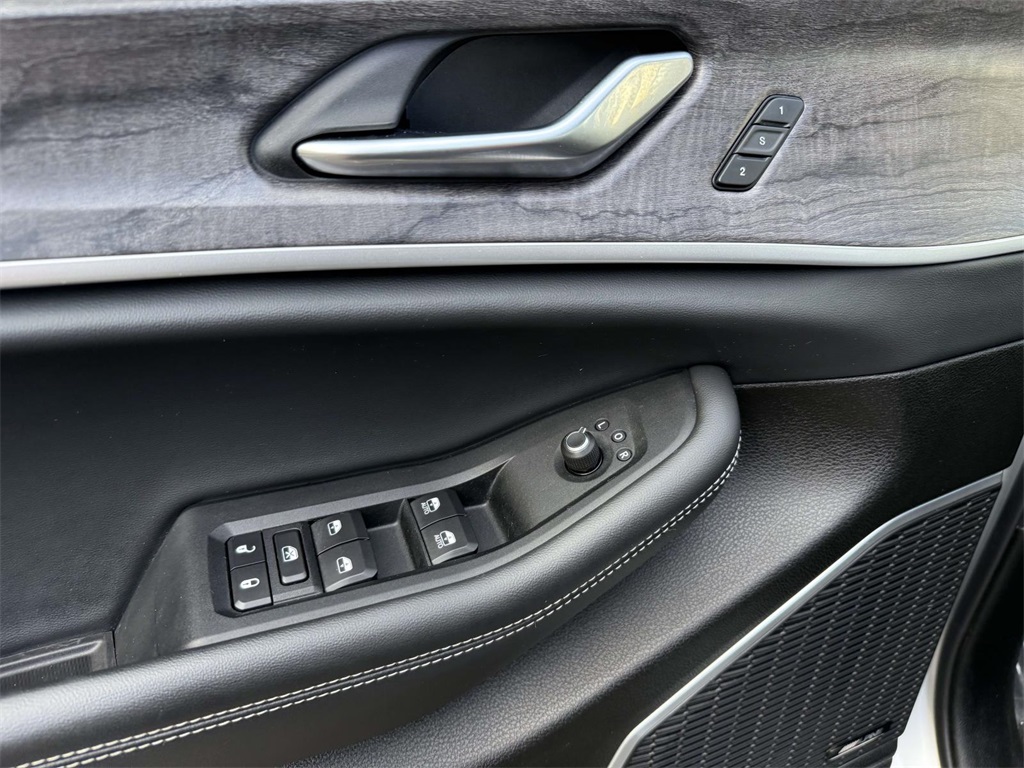 2022 Jeep Grand Cherokee Limited photo 23