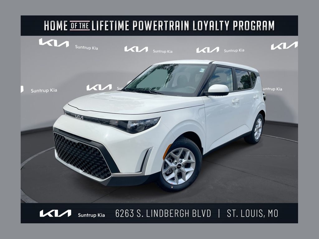 2025 Kia Soul S's photo