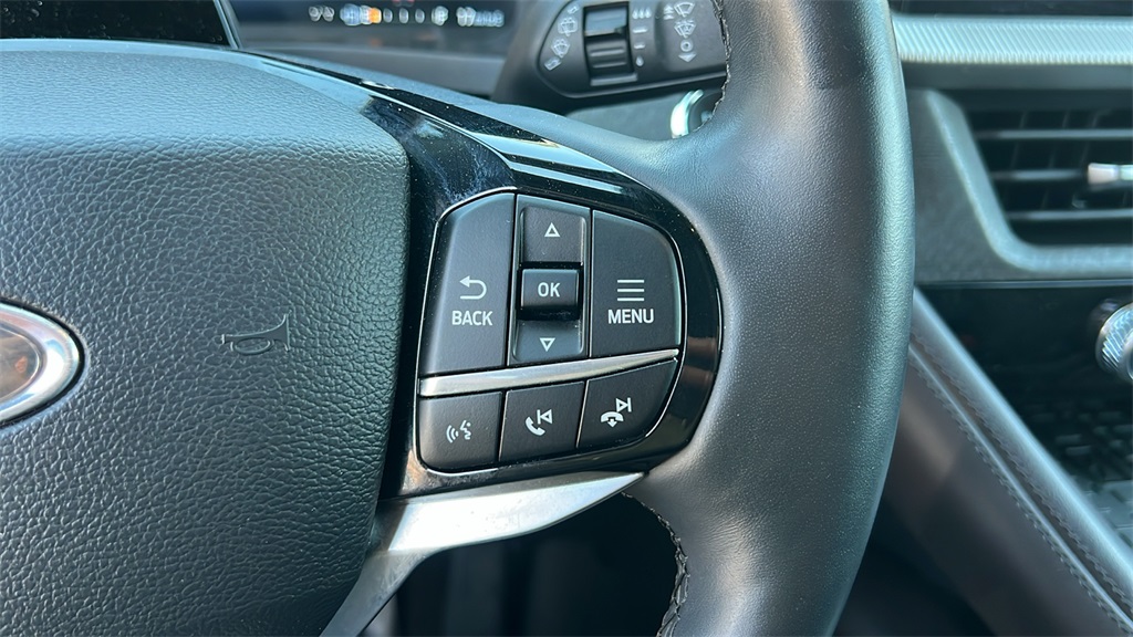 2025 Ford Explorer Platinum photo 15