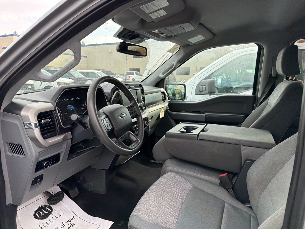 2023 Ford F-150 XLT photo 4