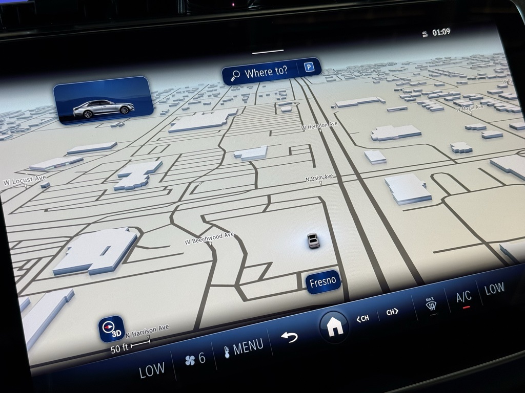 2025 Mercedes Benz E 350 photo 4