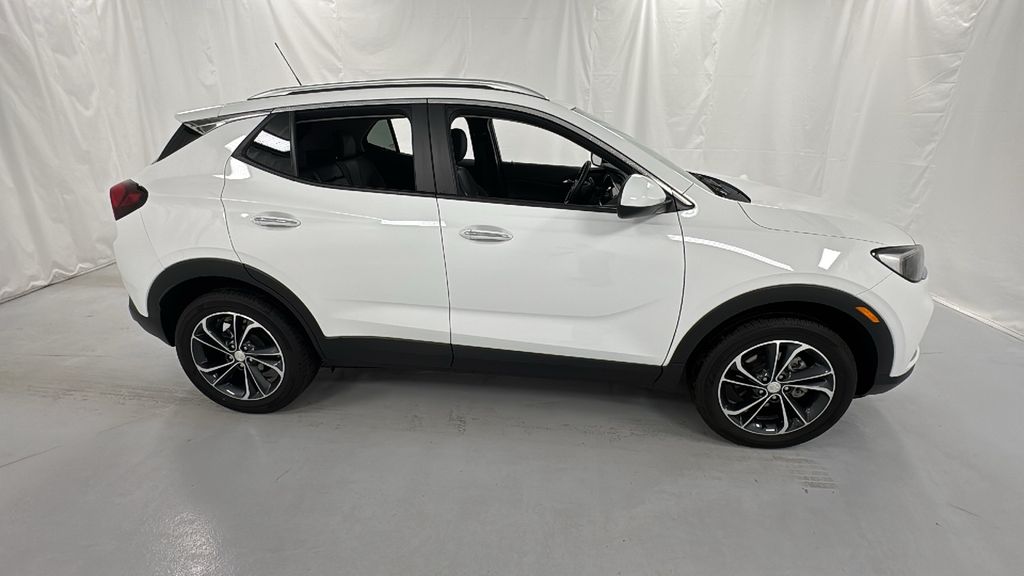 2023 Buick Encore GX Select photo 2
