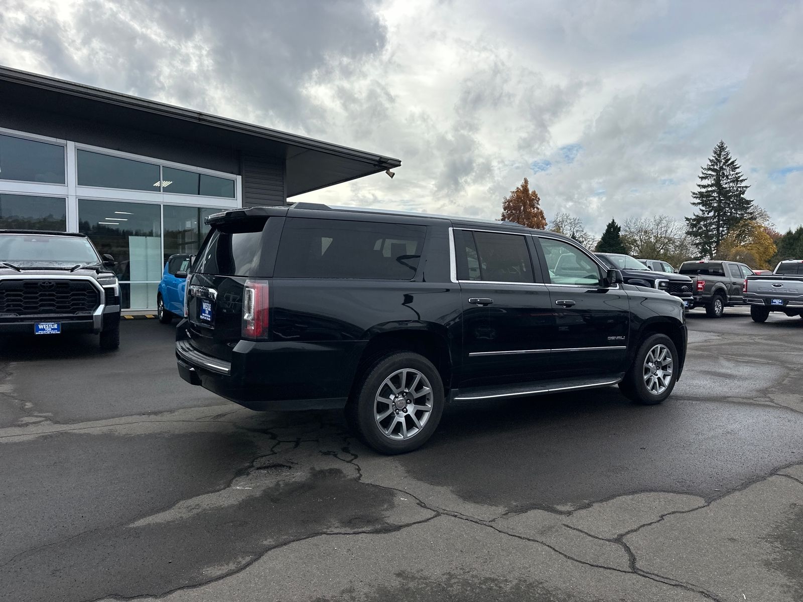 2020 Gmc Yukon XL Denali photo 4