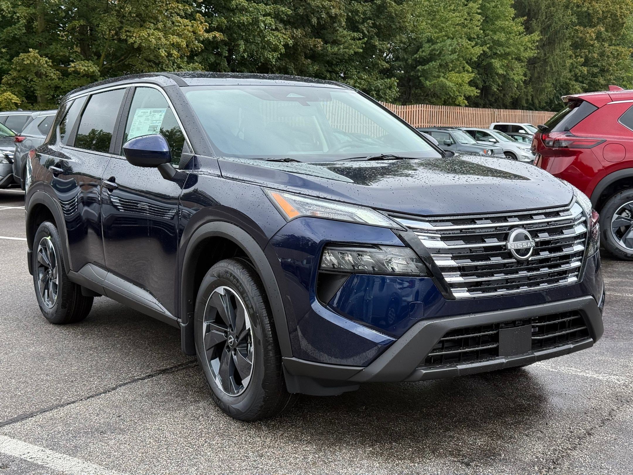 2026 Nissan Rogue SV photo 4