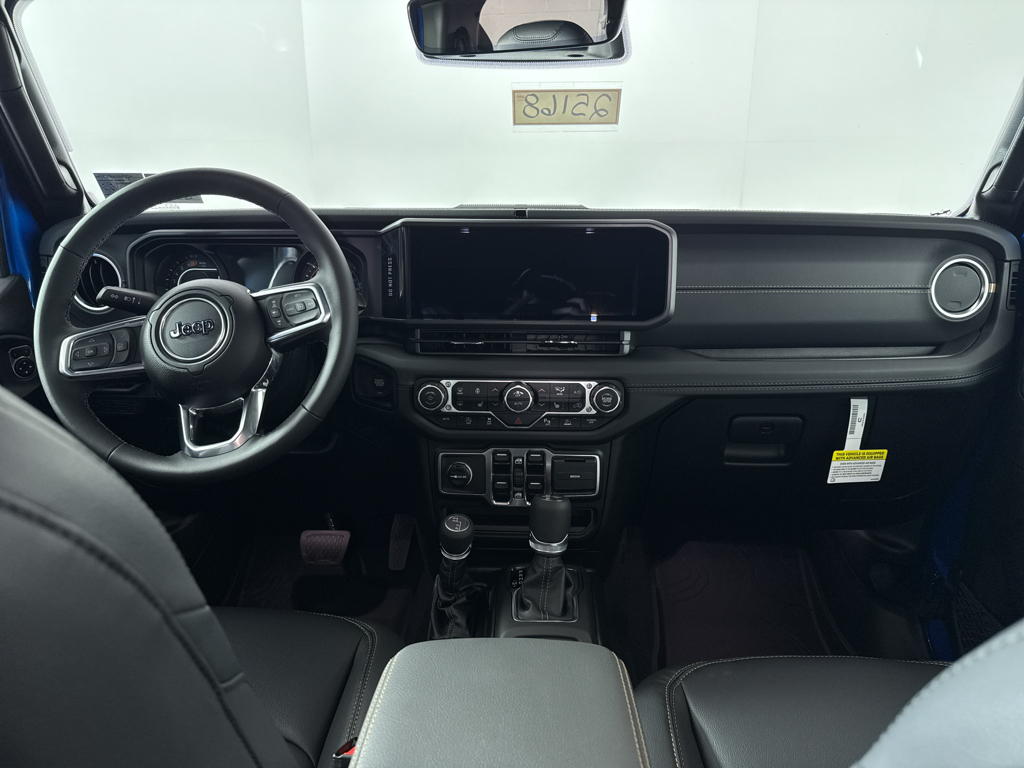 2025 Jeep Wrangler Sahara photo 3
