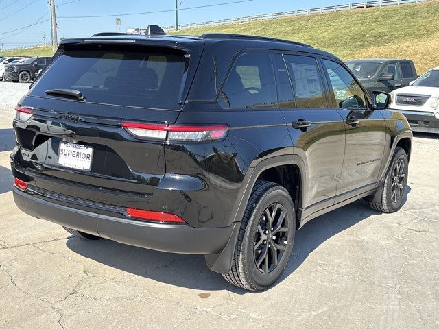 2025 Jeep Grand Cherokee Altitude X photo 3