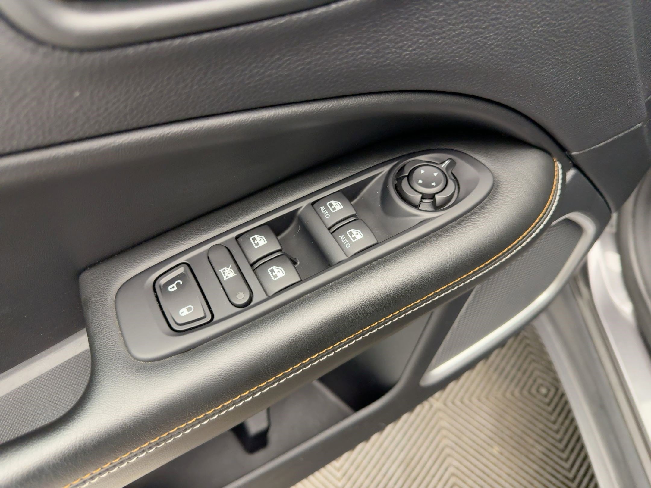 2020 Jeep Compass Latitude photo 20