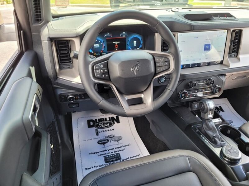 2025 Ford Bronco Outer Banks photo 7