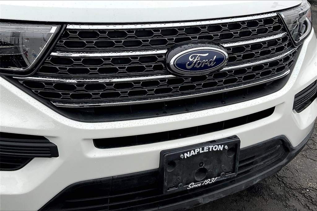 2022 Ford Explorer XLT photo 28