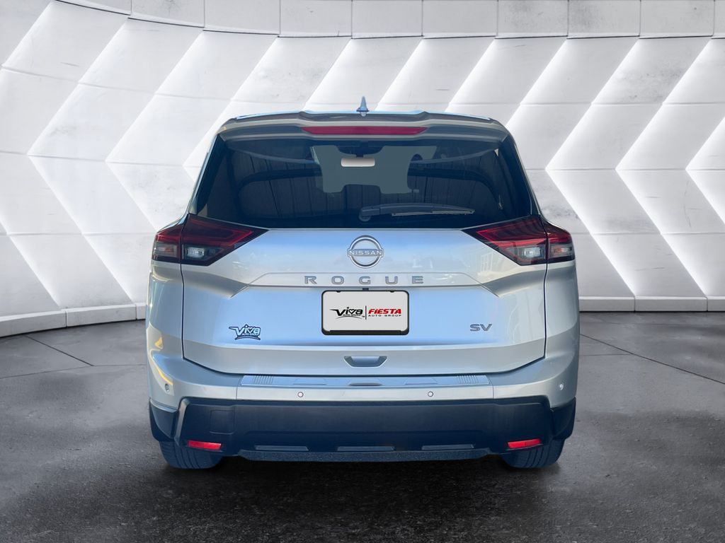 2024 Nissan Rogue SV photo 5