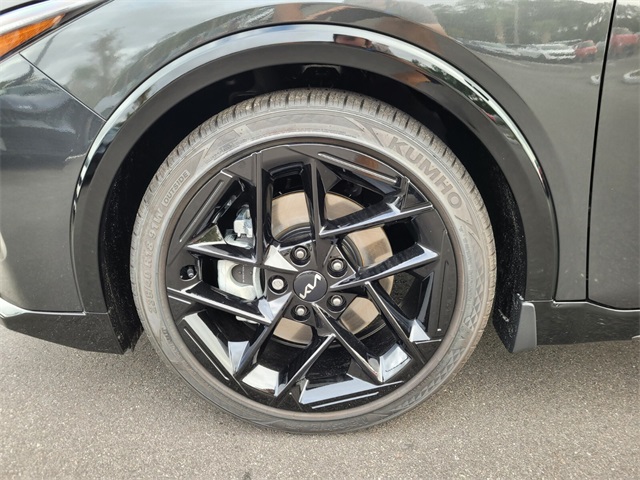 2025 Kia K4 GT-Line Turbo photo 3