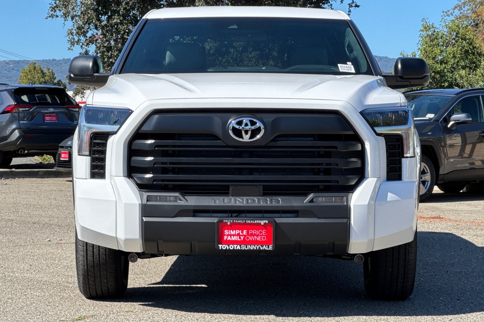 2025 Toyota Tundra SR5 CrewMax photo 10