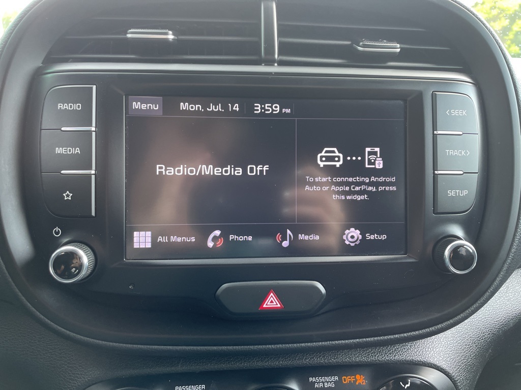 2022 Kia Soul LX photo 17
