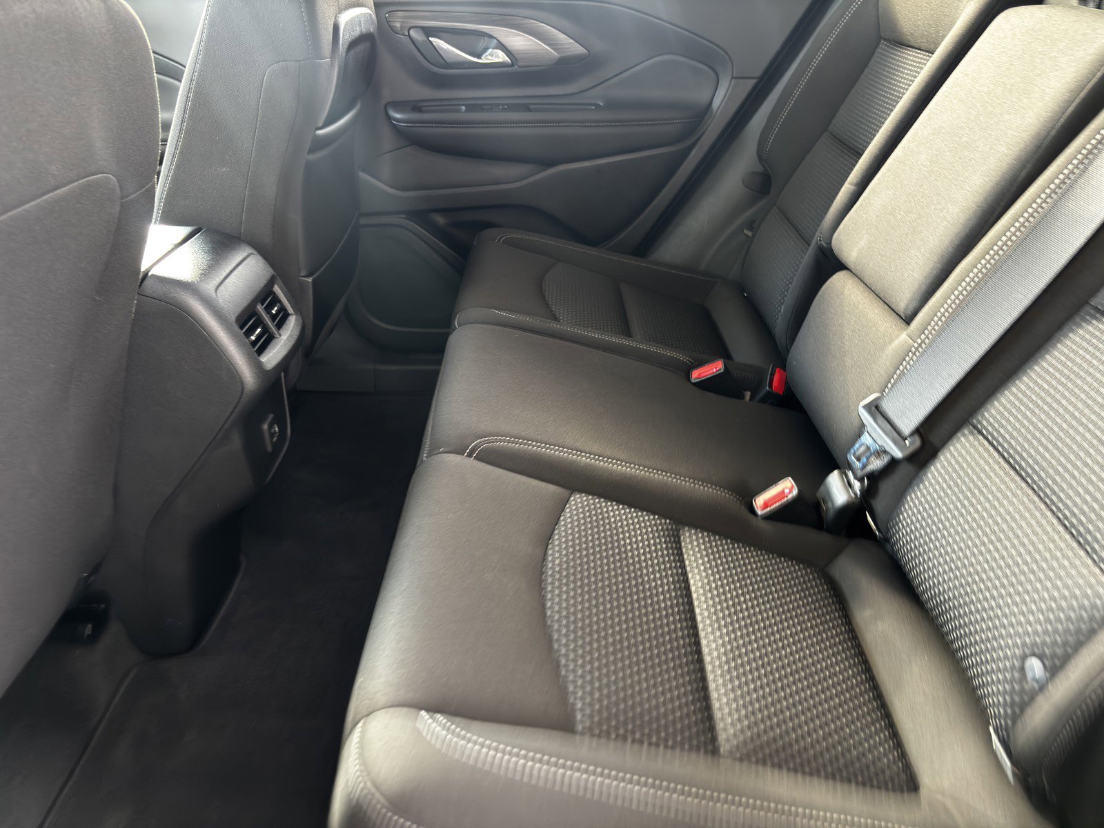 2023 Gmc Terrain SLE photo 22