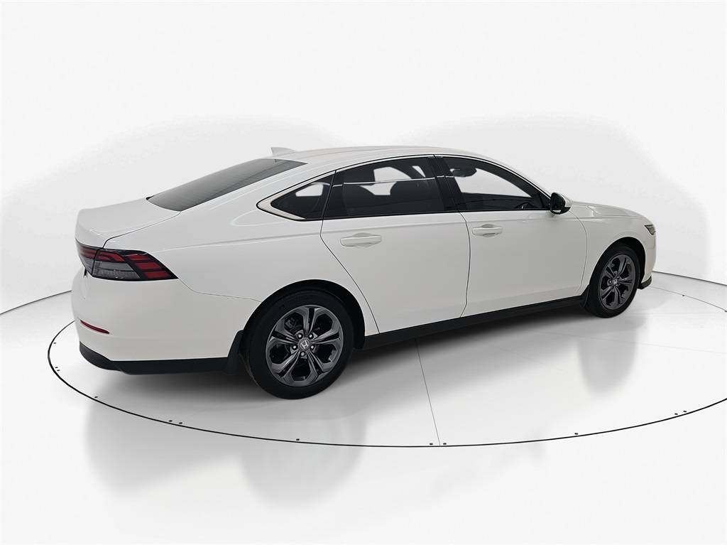 2023 Honda Accord EX photo 5