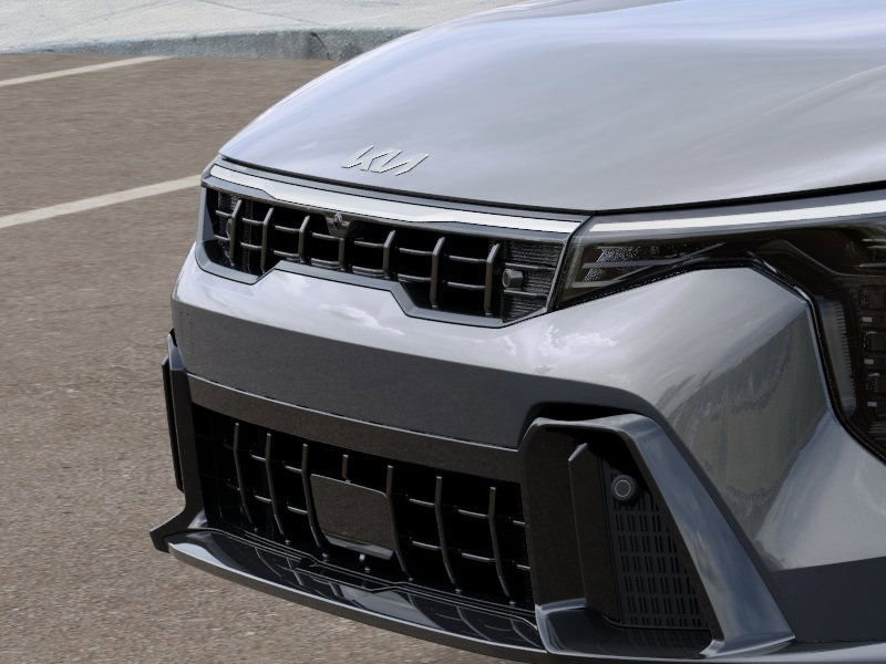 2025 Kia K4 GT-Line Turbo photo 4