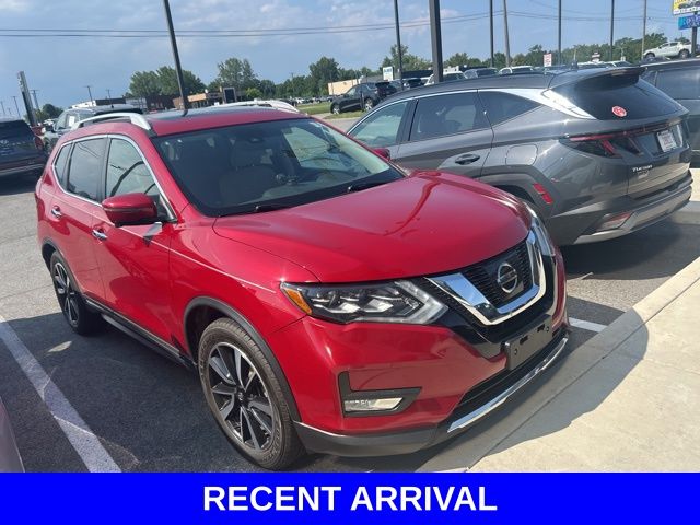 2017 Nissan Rogue SL photo 3