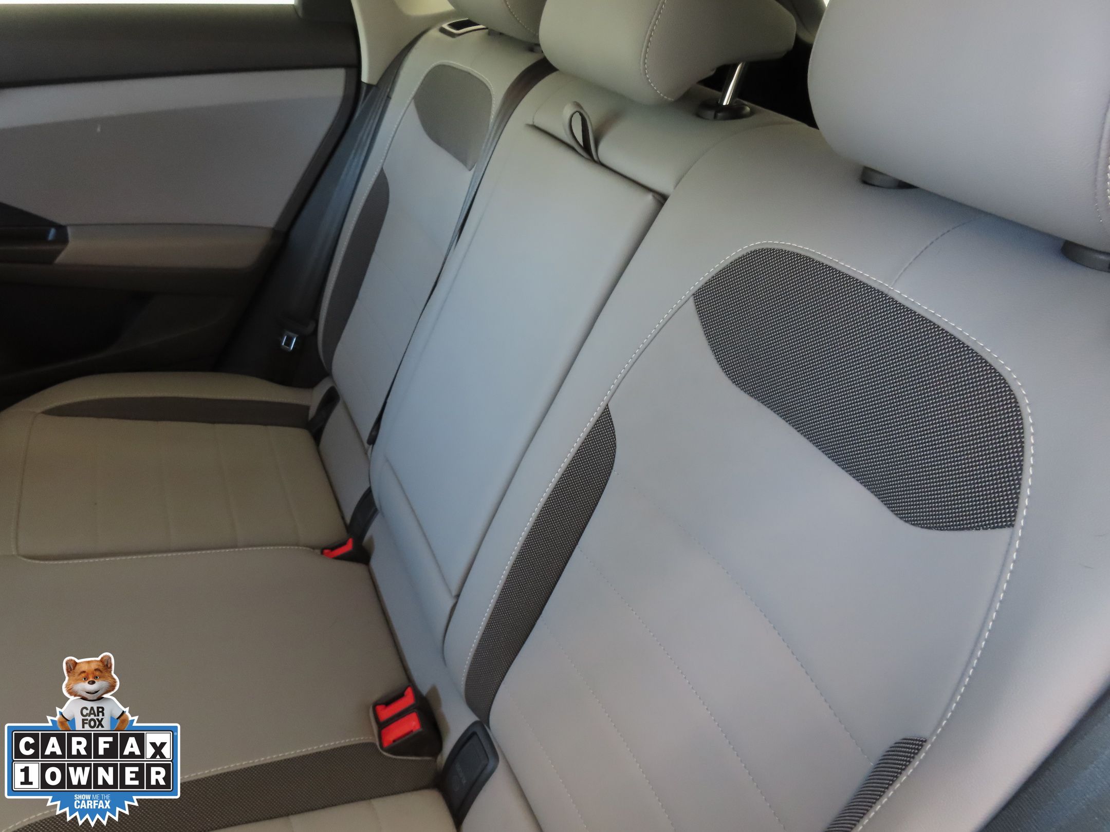 2022 Volkswagen Taos SE photo 19