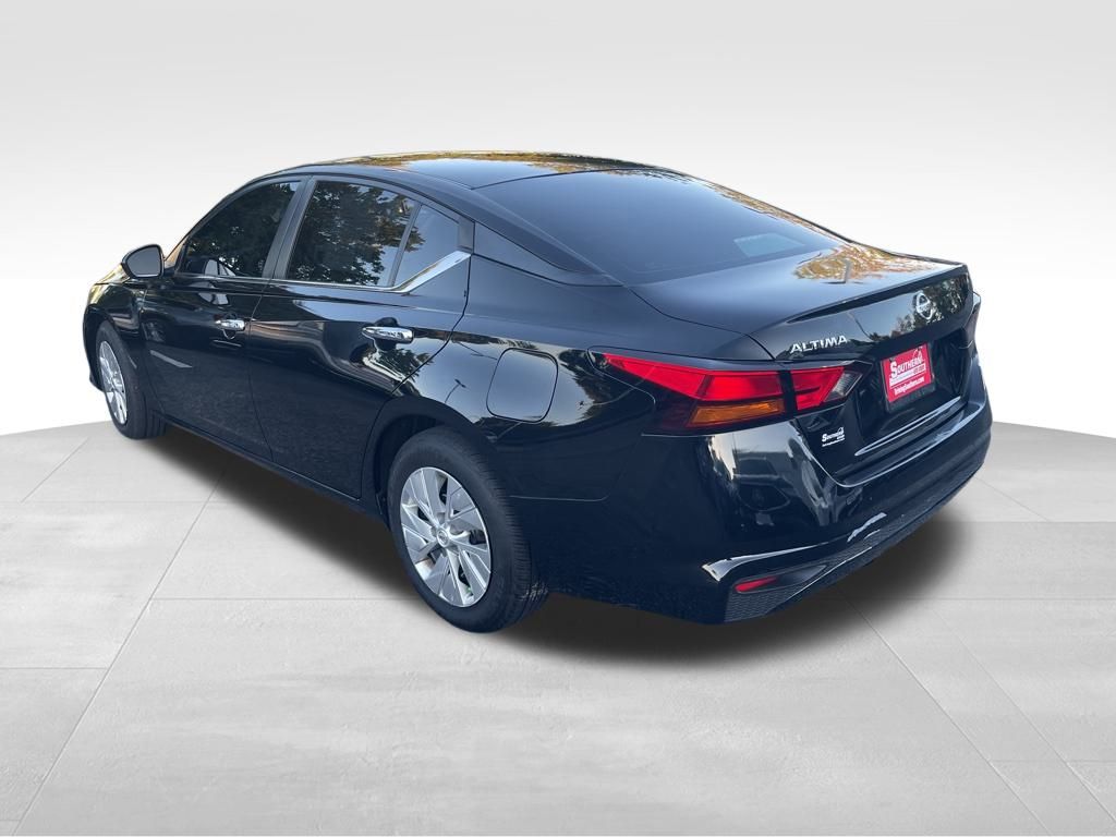 2021 Nissan Altima 2.5 S photo 7